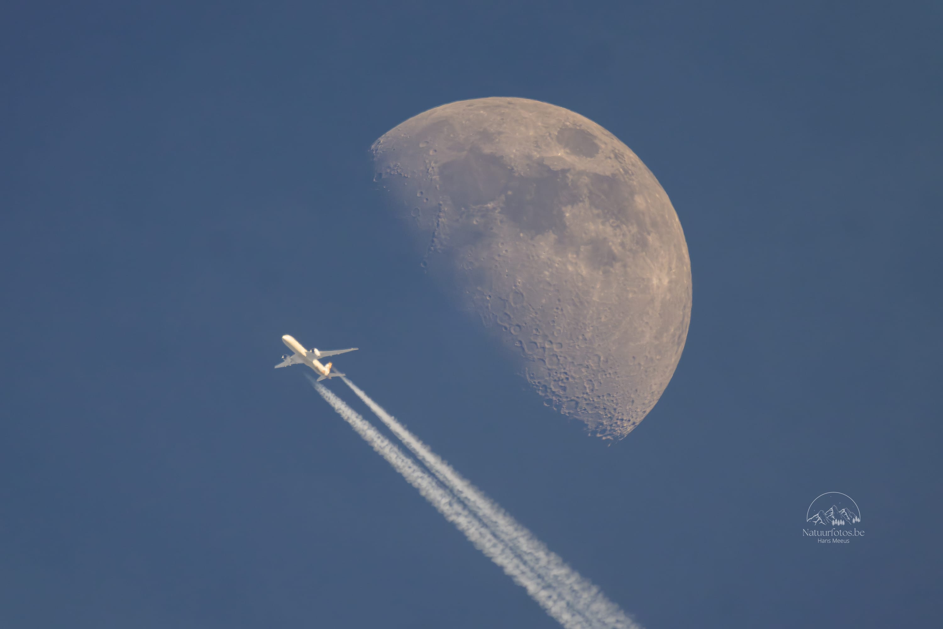 Maan En Vliegtuig - Hans Meeus Photography